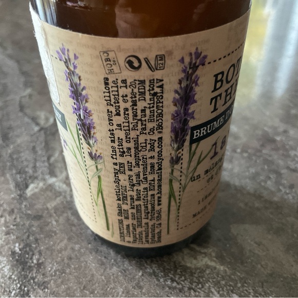 Calming Pillow Spray - Picture 2 of 2